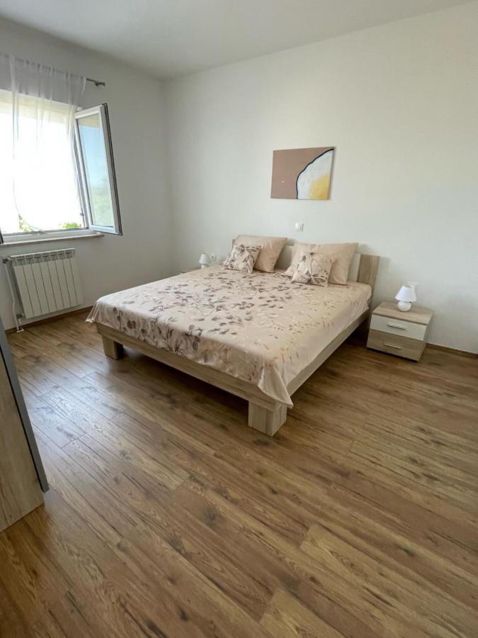Apartman Varea Liznjan Exterior photo