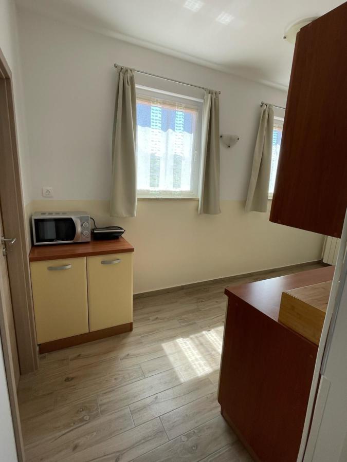 Apartman Varea Liznjan Exterior photo